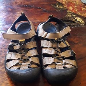 Keen Waterproof Velcro Sandals